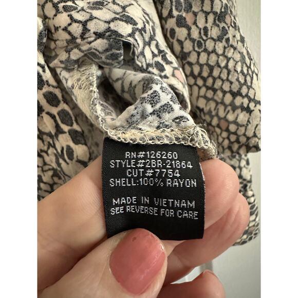 VELVET HEART Python Snake Print Snakeskin Button-Up Rayon Blouse Shirt - Sz L - Picture 6 of 6